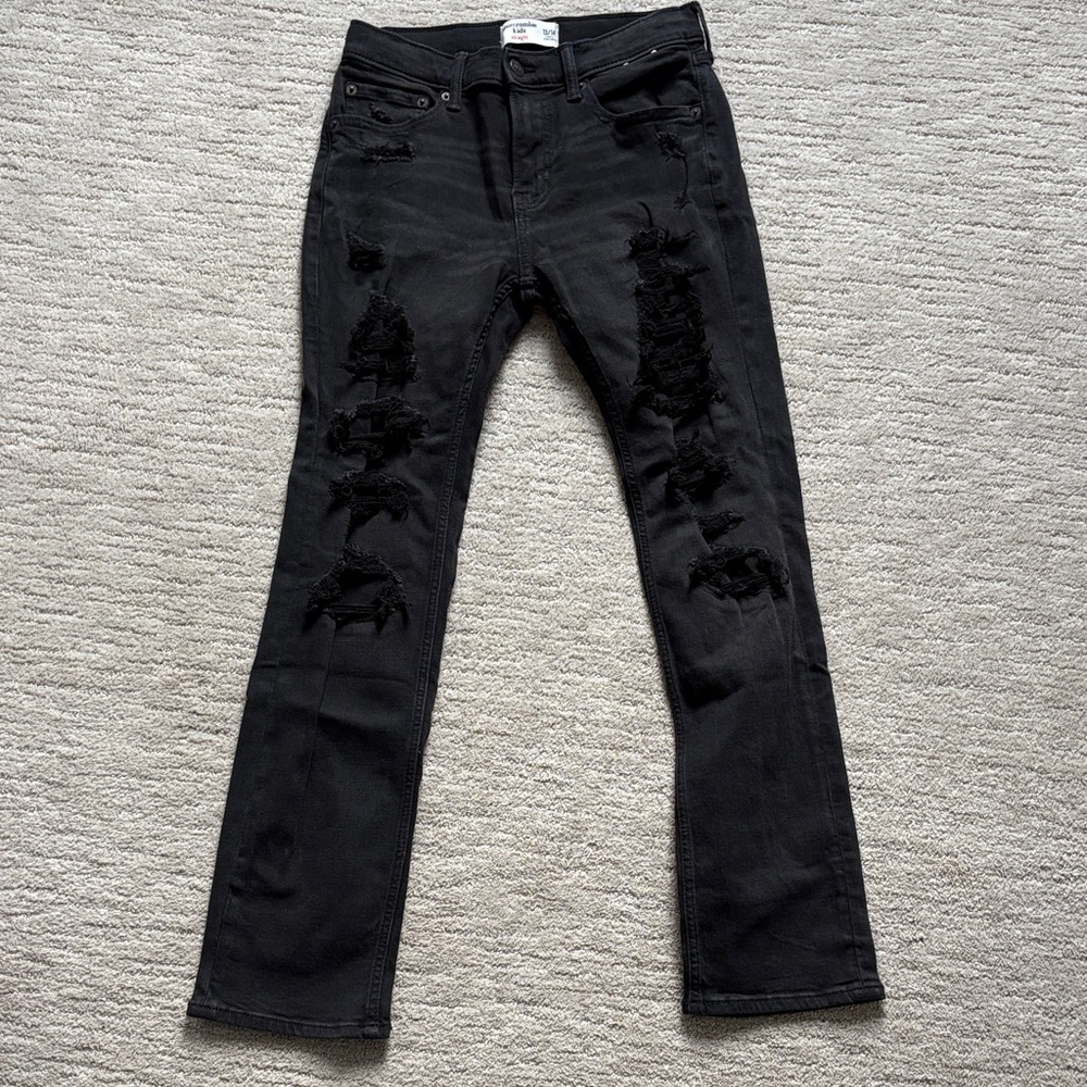 Abercrombie jeans. Straight leg, black ripped look. Super stretch.